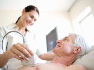 como é feito o ecocardiograma